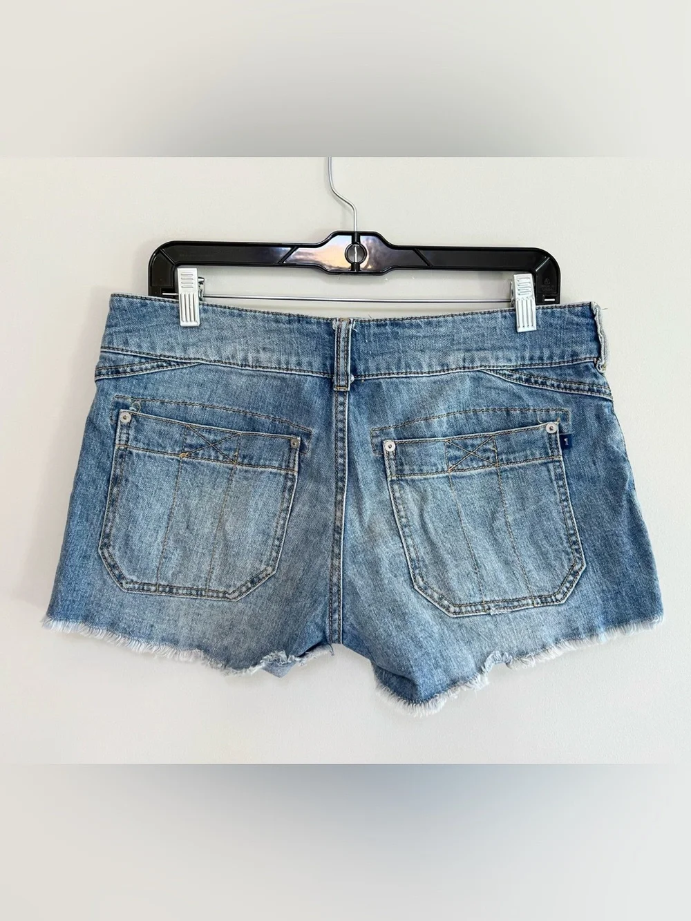 Pilcro Anthropologie The Wanderer Cutoff Raw Hem Blue Denim 3" Jean Shorts, 27 - Picture 3 of 10